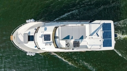 SUNCAMPER 35 FLYBRIDGE